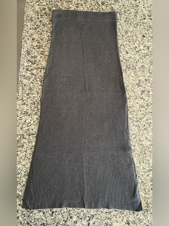 Splendid Dresses & Skirts - Splendid Ribbed Midi Skirt Heather Charcoal Grey Slit, size M
